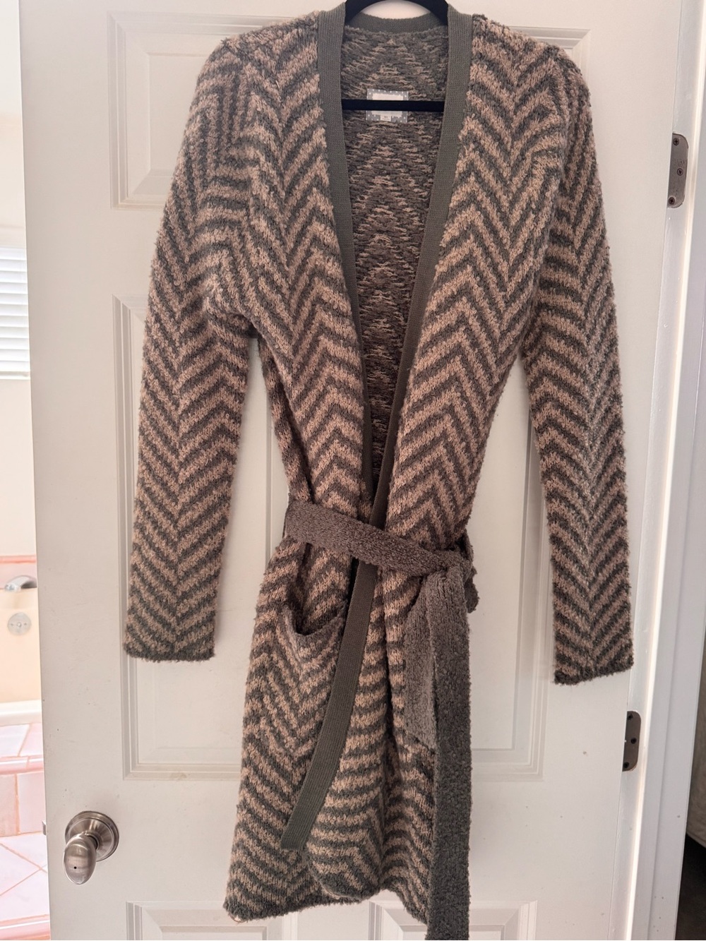Lemon’ brand from Anthropologie sweater M/L